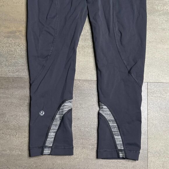Lululemon Inspire Crop 6 - Picture 4 of 4